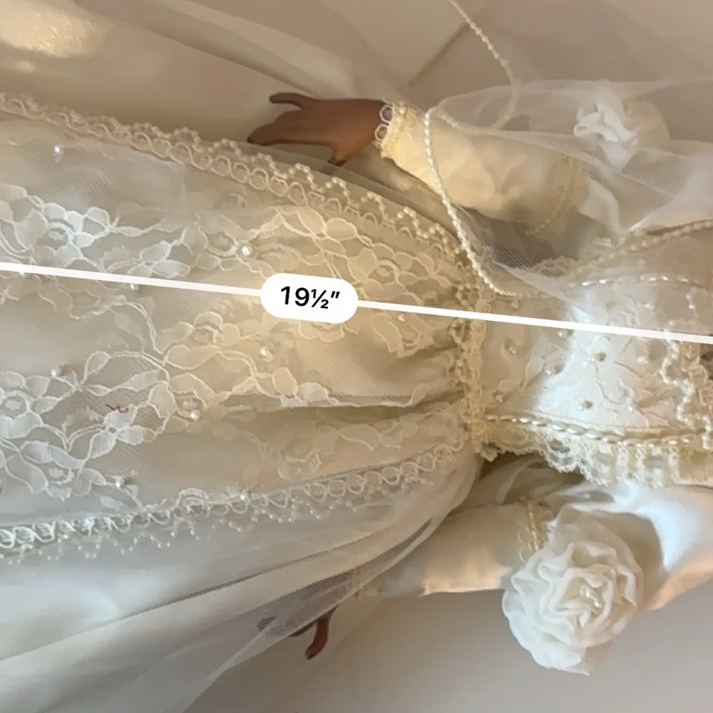 The Bradford Exchange elegant white